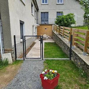Apartment Le Crozatier, Saint-Georges (Cantal)